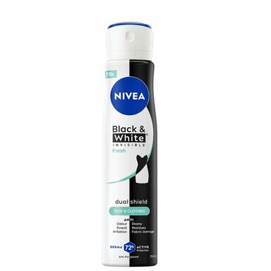 Nivea Black and White Invisible Fresh Дезодорант спрей за жени x250 мл